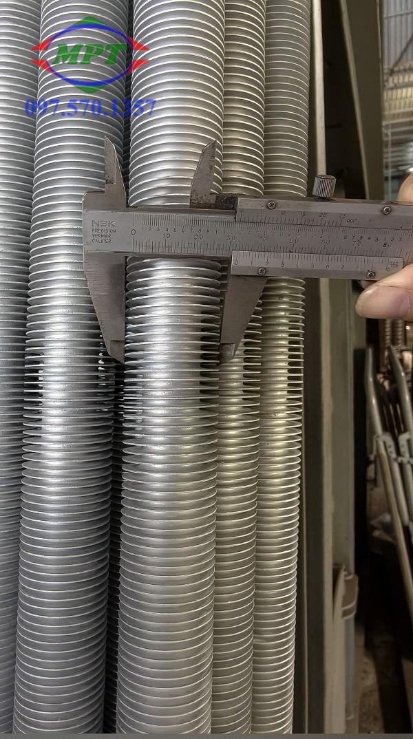 Ống tản nhiệt cánh nhôm dùng trong hơi nước có bền không?