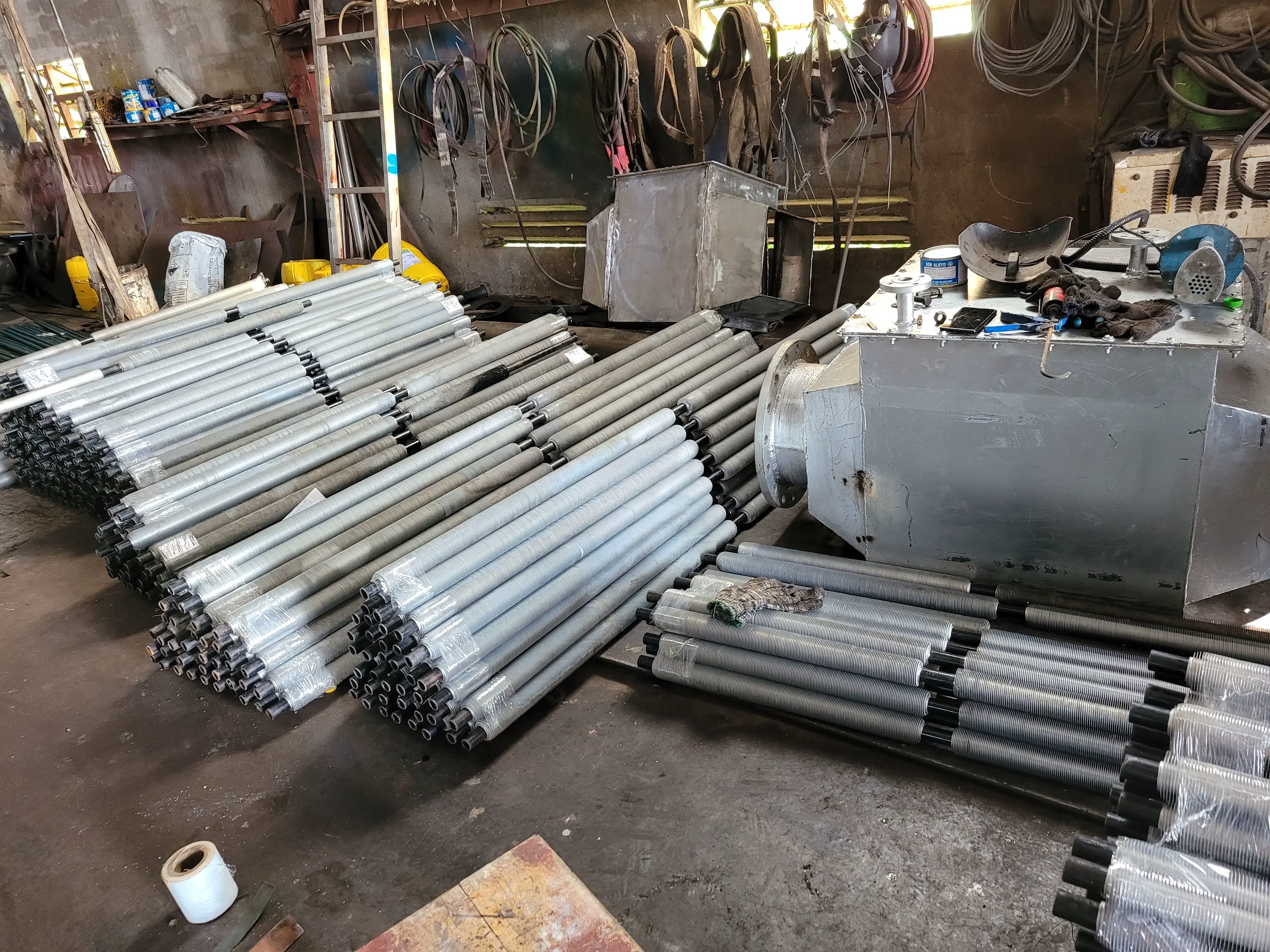 Sản xuất ống tản nhiệt theo yêu cầu  Sản xuất ống tản nhiệt theo yêu cầu